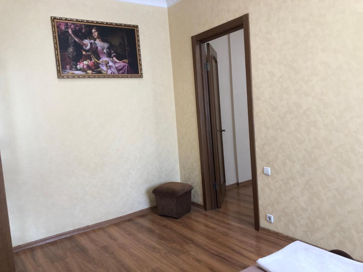 Гаряча Вода Та Опалення Є Без Світла Aparts On Savchenko 6B Street Ντνιπροπετρόφσκ Εξωτερικό φωτογραφία