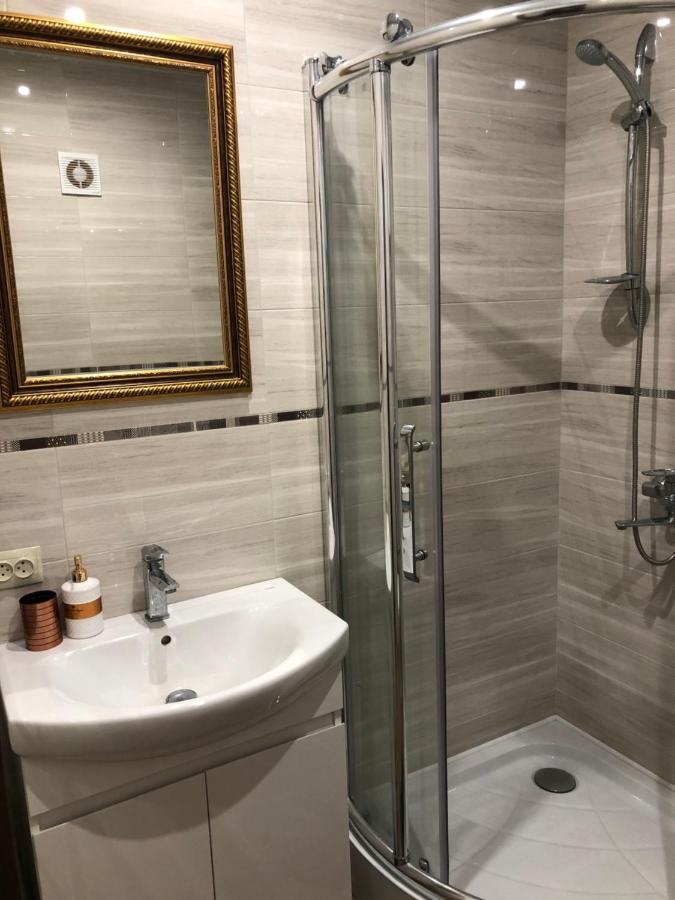 Гаряча Вода Та Опалення Є Без Світла Aparts On Savchenko 6B Street Ντνιπροπετρόφσκ Εξωτερικό φωτογραφία